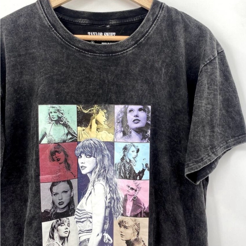 Taylor Swift the ERAS TOUR 2023 Graphic Tee size XL